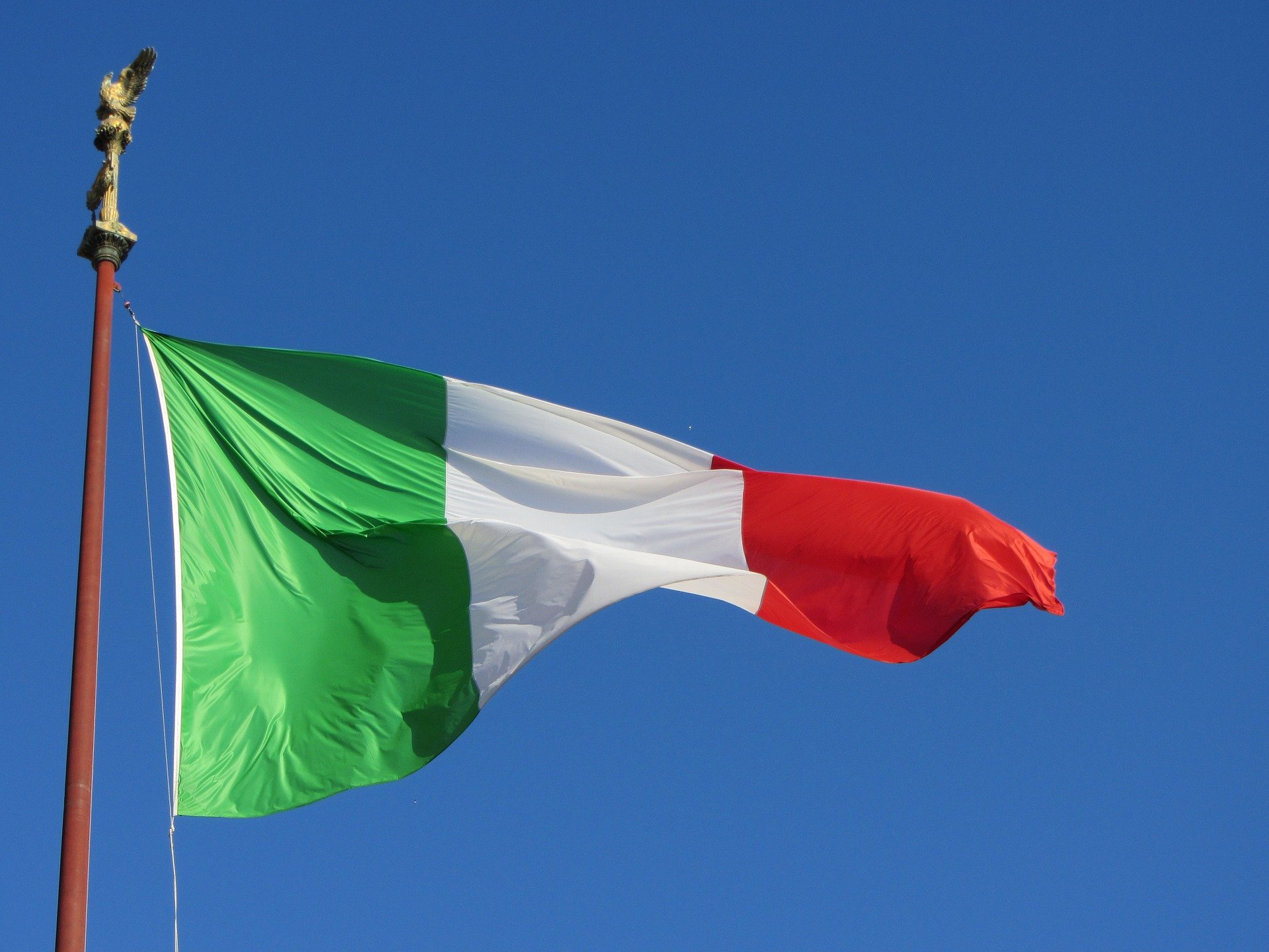 Dove è nata la bandiera italiana? - Via Emilia e Dintorni