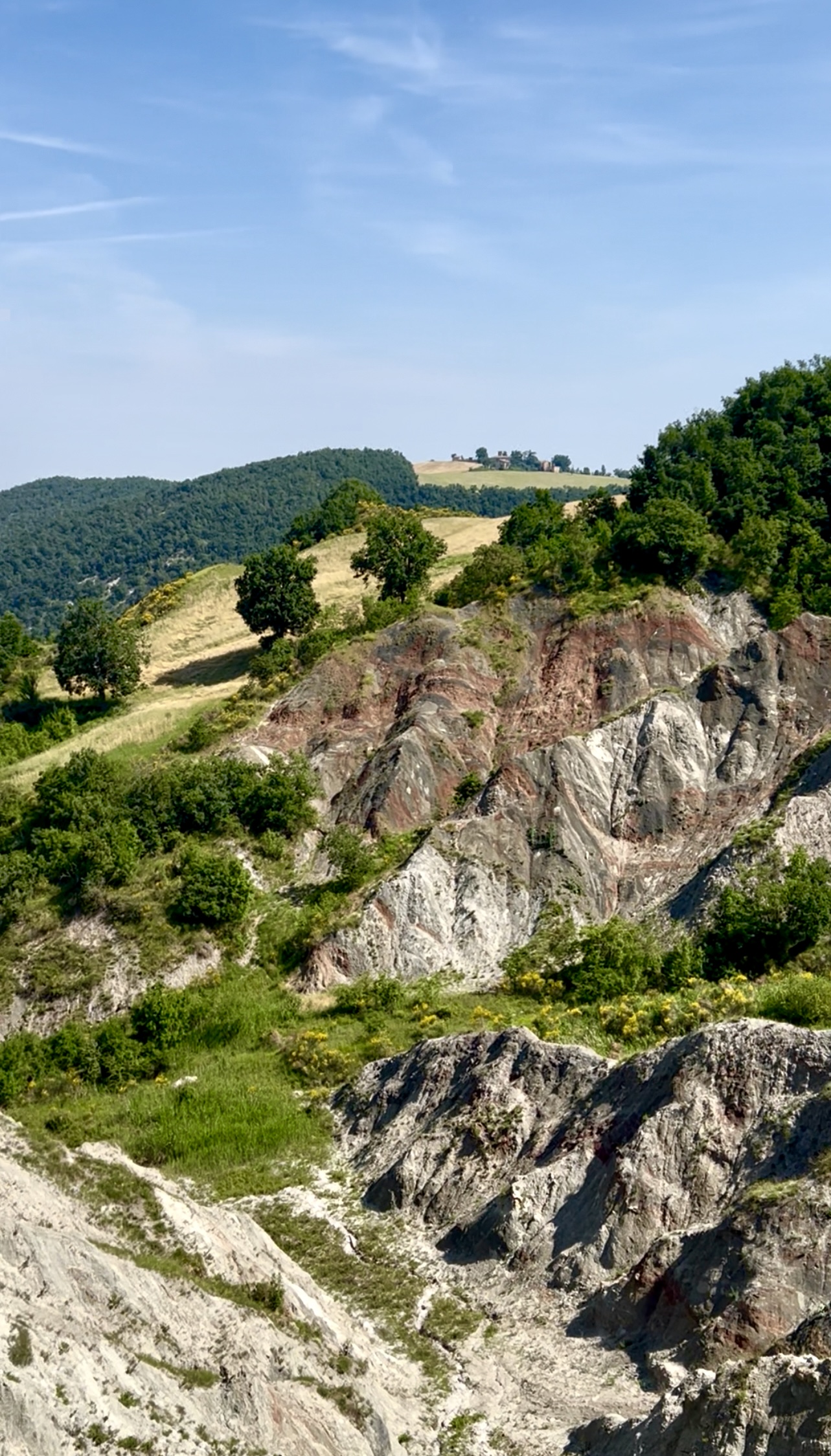 calanchi-policromi-baiso alta-valle-del-tresinaro